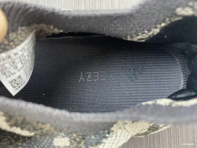 Boost Salt' GZ0472 380 'Stone Yeezy 0511